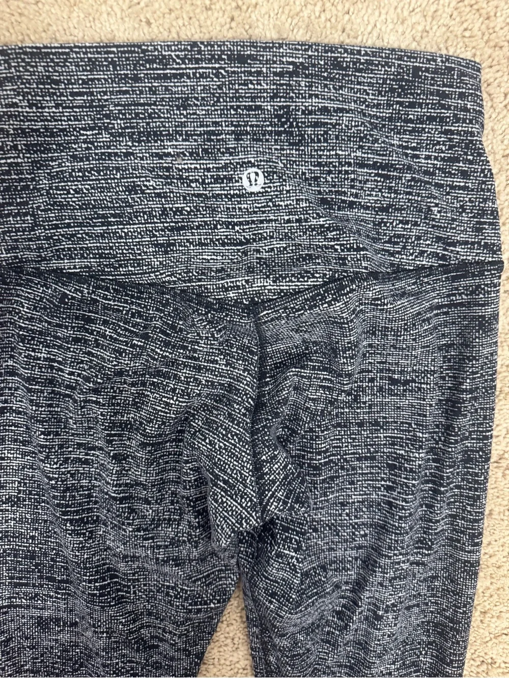 Lululemon Lot of size 4 High Waist Align High Waist Wunder Under leggings